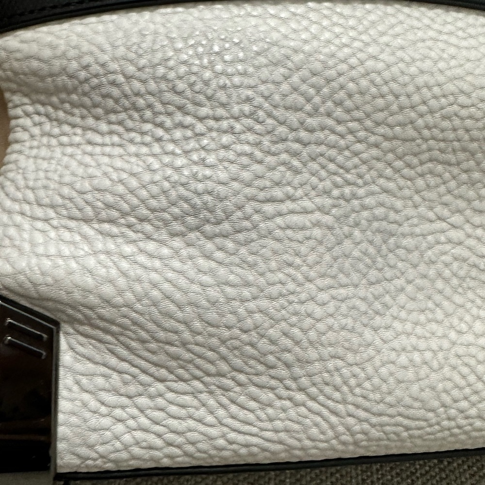 Marc Jacobs Neutral Color-Block Bag - image 7